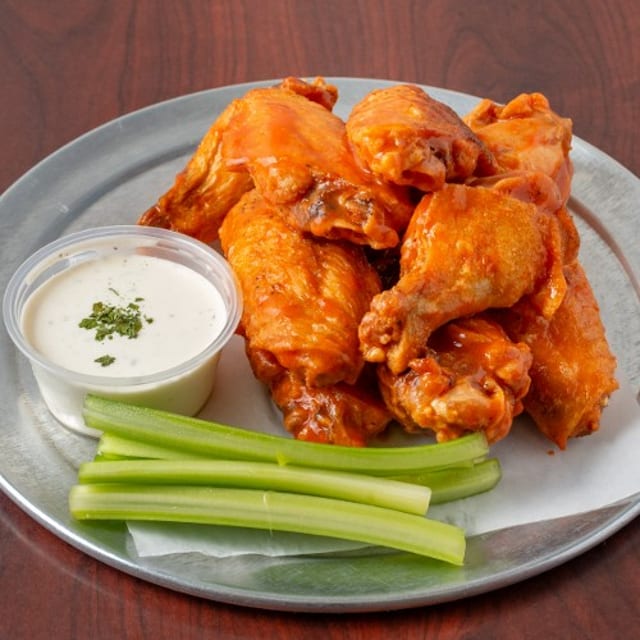 12 Chicken Wings.