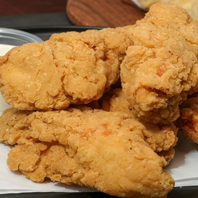 10 Chicken Fingers.
